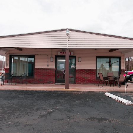 Oyo Hotel Dalton Pa I-81 Craig Dış mekan fotoğraf
